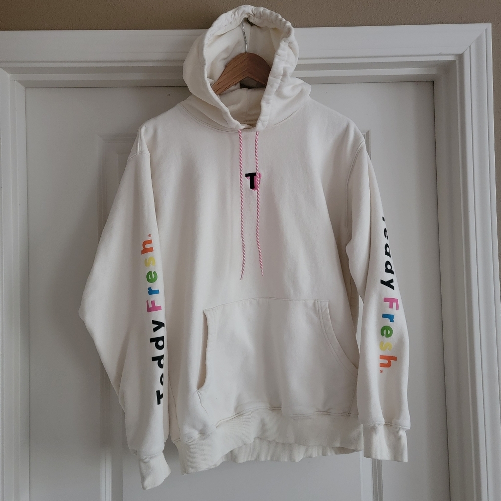Teddy Fresh Hoodie Size Large‎